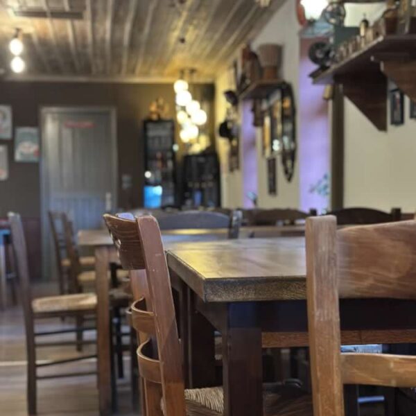 The restaurant "Takis' place" has moved to a new, beautiful village in Zagori: Vitsa! We look forward to seeing you there!